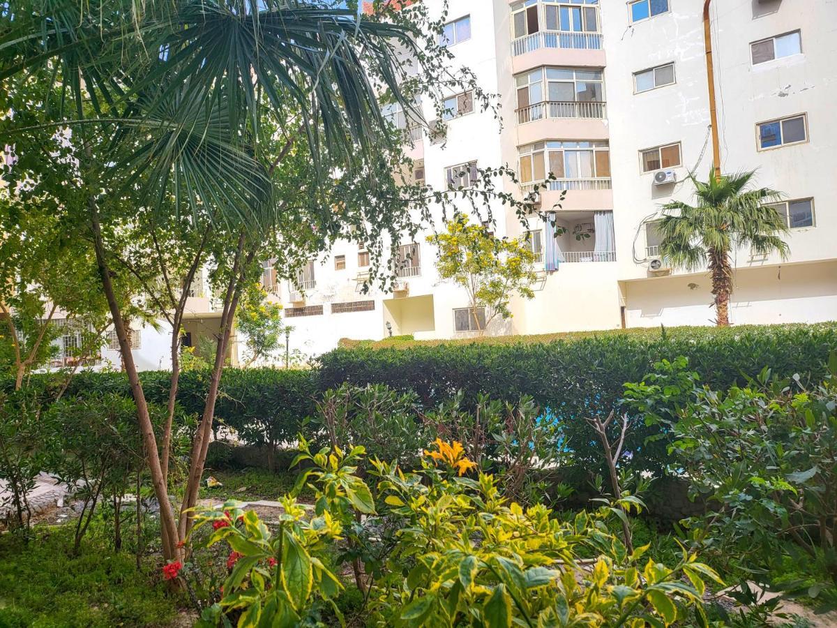 Apartments 1000 And 1 Night Redsealine Hurghada Exteriör bild