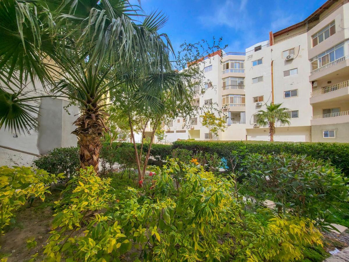 Apartments 1000 And 1 Night Redsealine Hurghada Exteriör bild