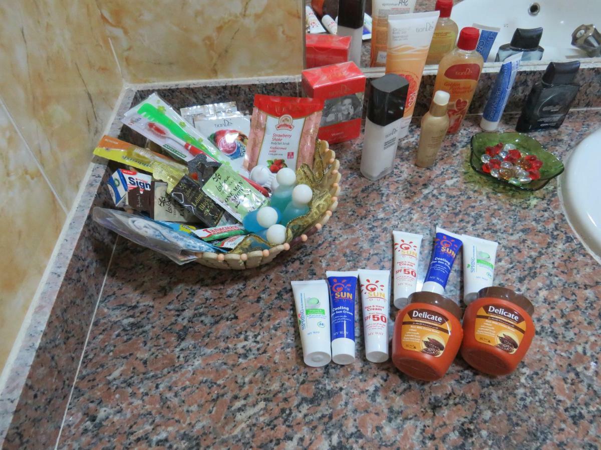 Apartments 1000 And 1 Night Redsealine Hurghada Exteriör bild