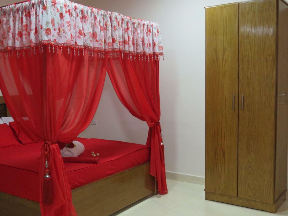 Apartments 1000 And 1 Night Redsealine Hurghada Exteriör bild