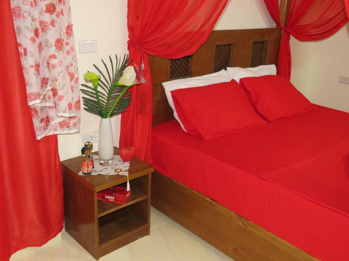 Apartments 1000 And 1 Night Redsealine Hurghada Exteriör bild