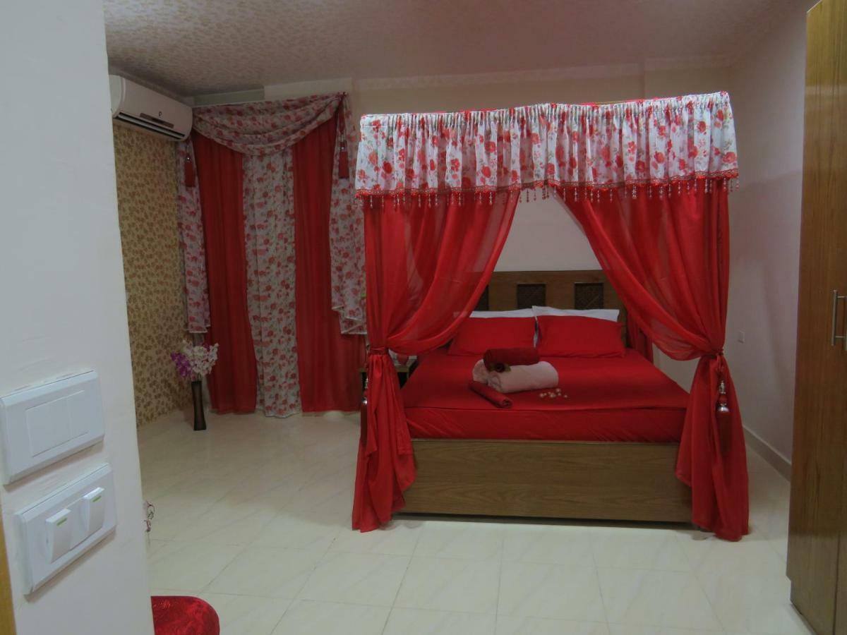 Apartments 1000 And 1 Night Redsealine Hurghada Exteriör bild